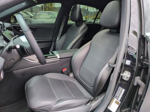 Used 2025 Mercedes-Benz C 300 Sedan image 16