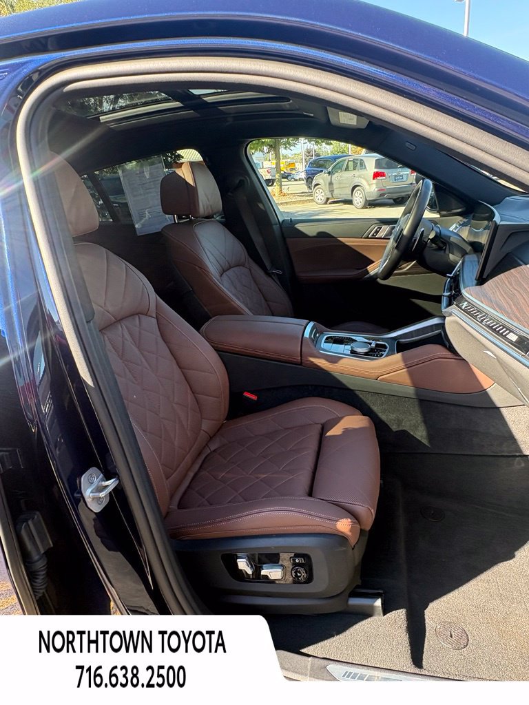 Used 2024 BMW X6 M60i AWD/4WD image 13