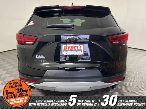 Used 2023 Chevrolet Blazer LT w/ Midnight/Sport Edition image 6