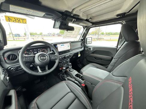 New 2025 Jeep Wrangler Rubicon image 17
