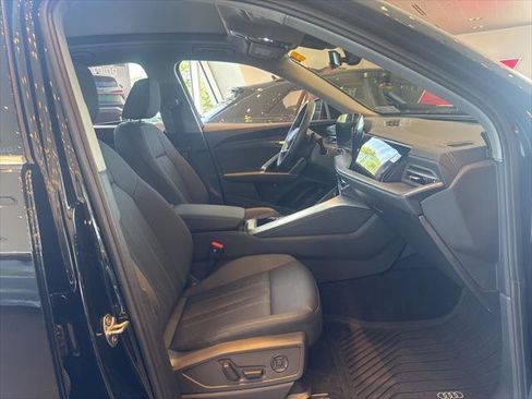Used 2025 Audi Q5 Premium w/ Convenience Package AWD/4WD image 30