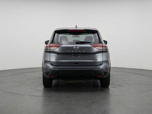 Used 2025 Nissan Rogue SV image 7