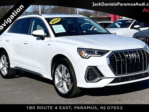Used 2024 Audi Q3 2.0T Premium Plus image 9