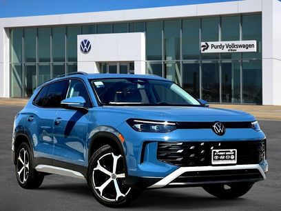 New 2026 Volkswagen Tiguan SE