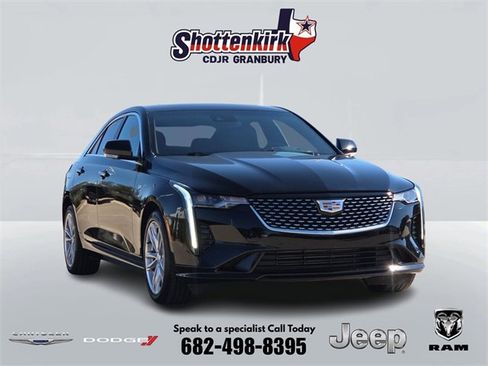 Used 2025 Cadillac CT4 Luxury image 1