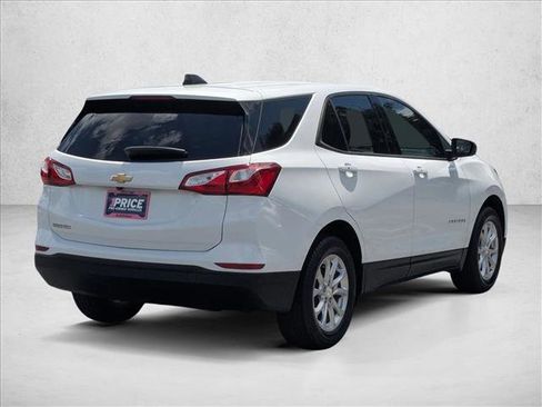 Used 2019 Chevrolet Equinox LS w/ LS Convenience Package FWD image 5