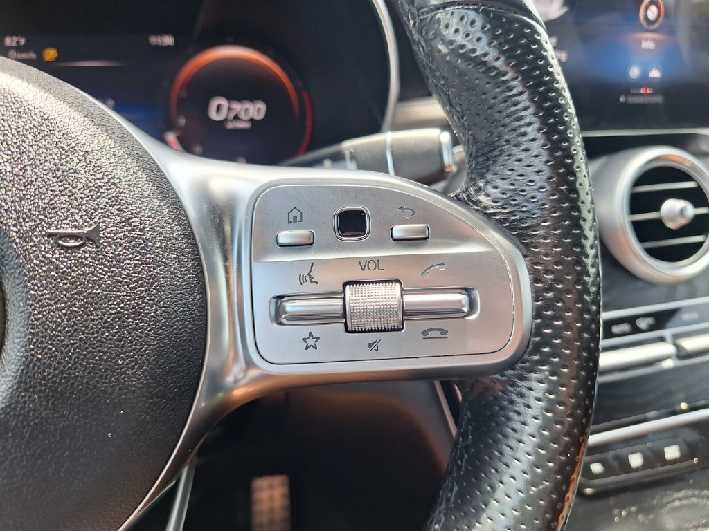 Used 2023 Mercedes-Benz GLC 300 4MATIC Coupe image 20