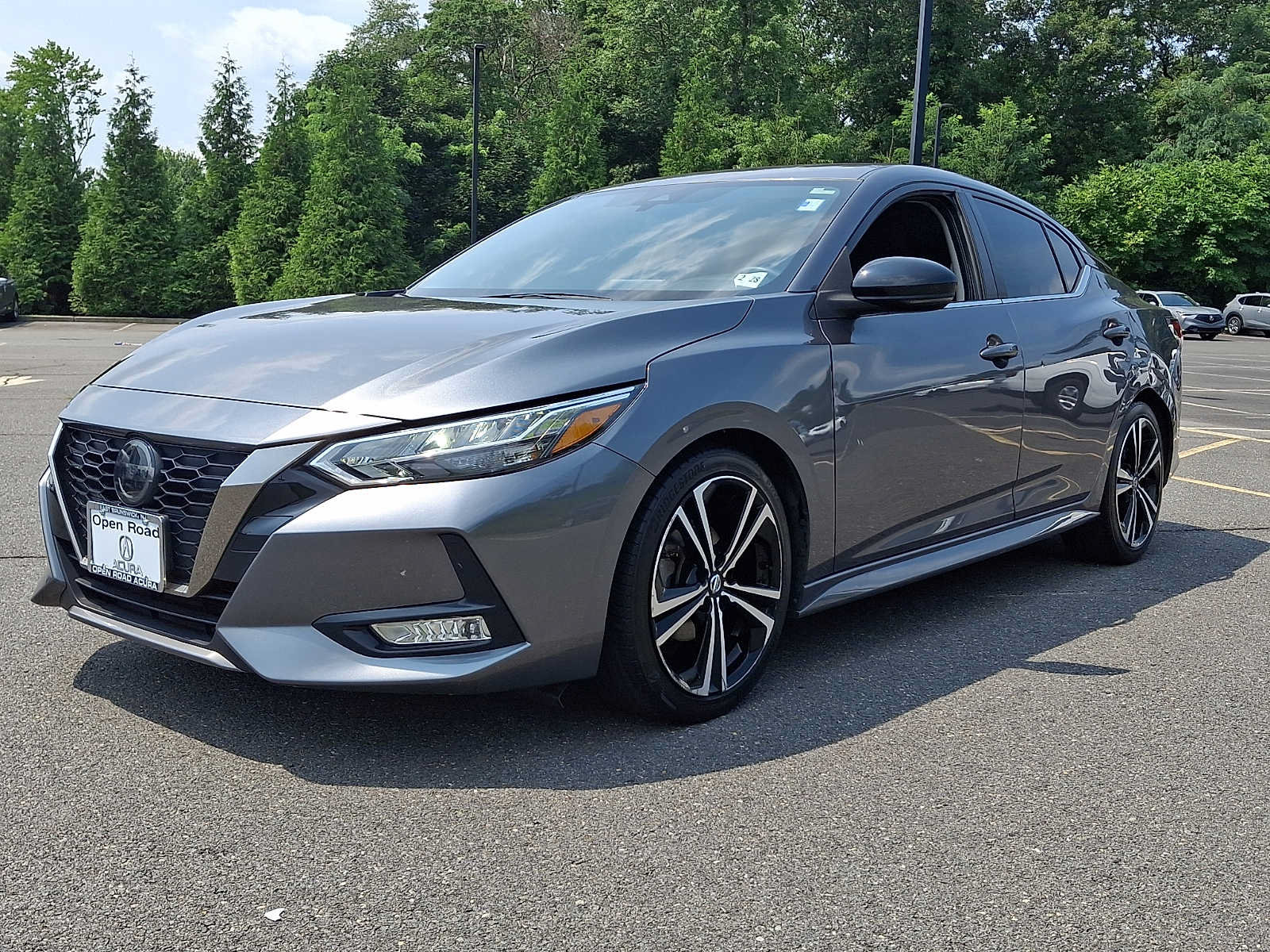 Used 2022 Nissan Sentra SR w/ Trunk Package FWD image 3