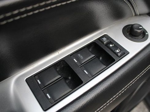 Used 2014 Jeep Compass Latitude image 6