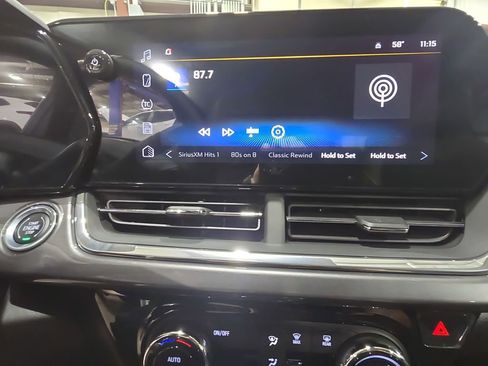 New 2026 Chevrolet Trax ACTIV w/ Driver Confidence Package FWD image 21