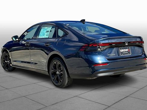 New 2025 Honda Accord SE image 11