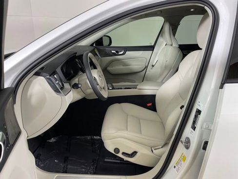 New 2024 Volvo XC60 T8 Plus w/ Protection Package Premier image 4