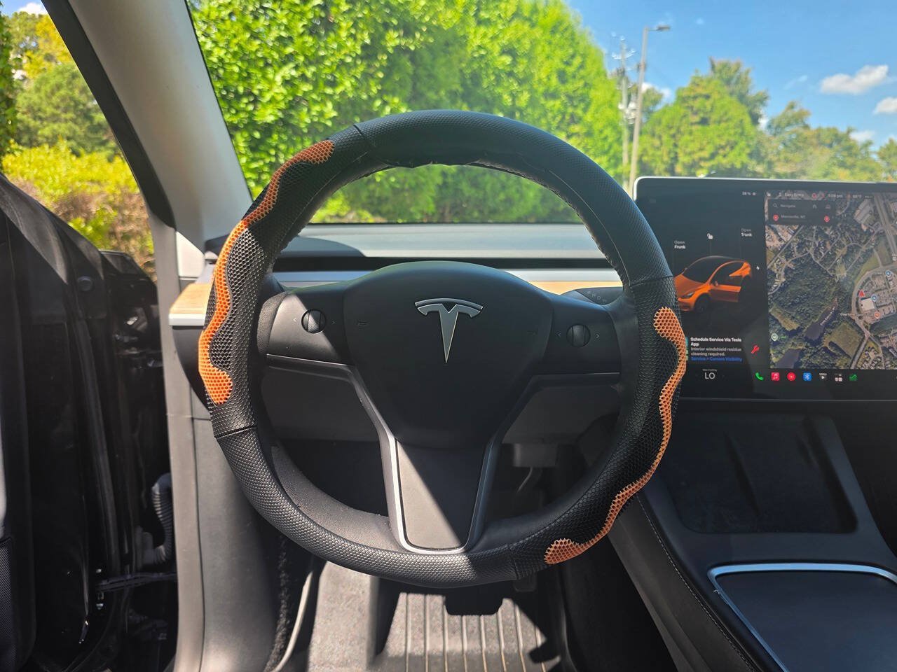 Used 2024 Tesla Model Y Long Range AWD/4WD image 16