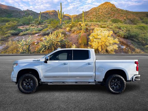 Used 2024 Chevrolet Silverado 1500 High Country image 7