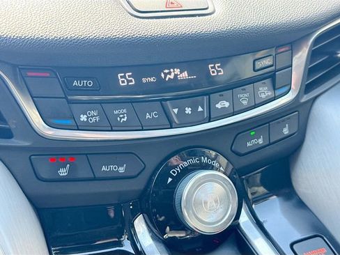 Used 2022 Acura TLX image 17