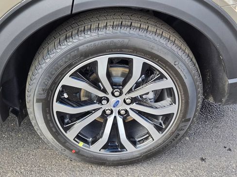 New 2026 Ford Explorer ST-Line RWD image 9