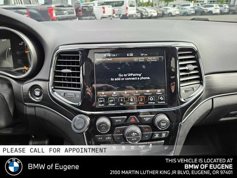 Used 2020 Jeep Grand Cherokee Limited w/ Luxury Group II AWD/4WD image 30