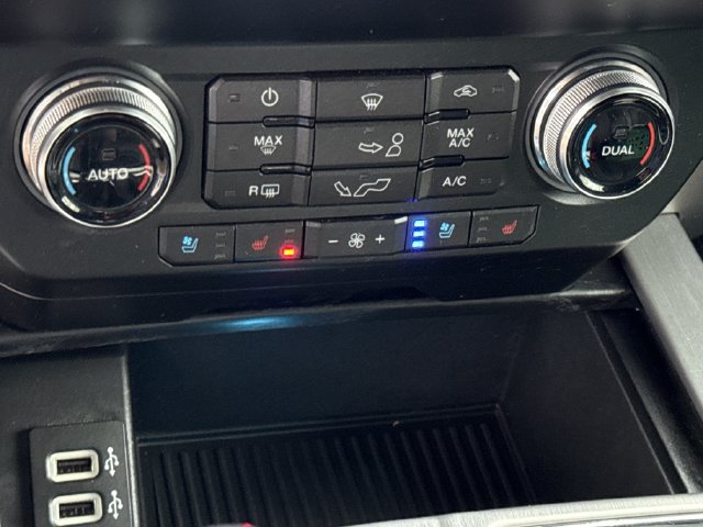 Used 2019 Ford F150 Platinum w/ Equipment Group 701A Luxury AWD/4WD image 38