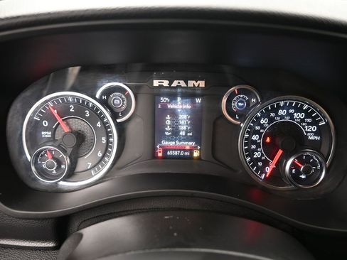 Used 2024 RAM 2500 Big Horn image 7