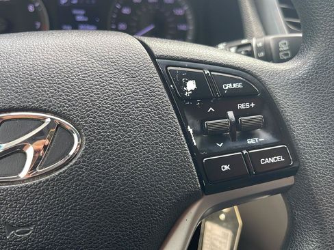 Used 2018 Hyundai Tucson SE AWD/4WD image 35