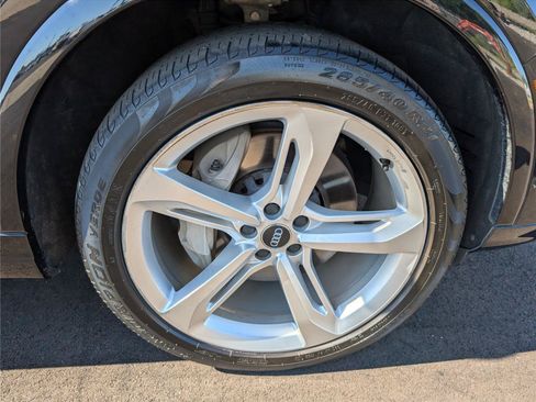 Used 2019 Audi Q7 3.0T Prestige w/ Prestige Package AWD/4WD image 39
