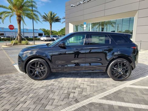 New 2026 Land Rover Range Rover Evoque Dynamic SE AWD/4WD image 2