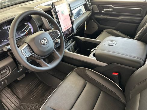 New 2026 RAM 1500 Laramie AWD/4WD image 11