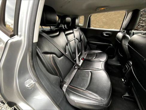 Used 2019 Jeep Compass Limited image 24