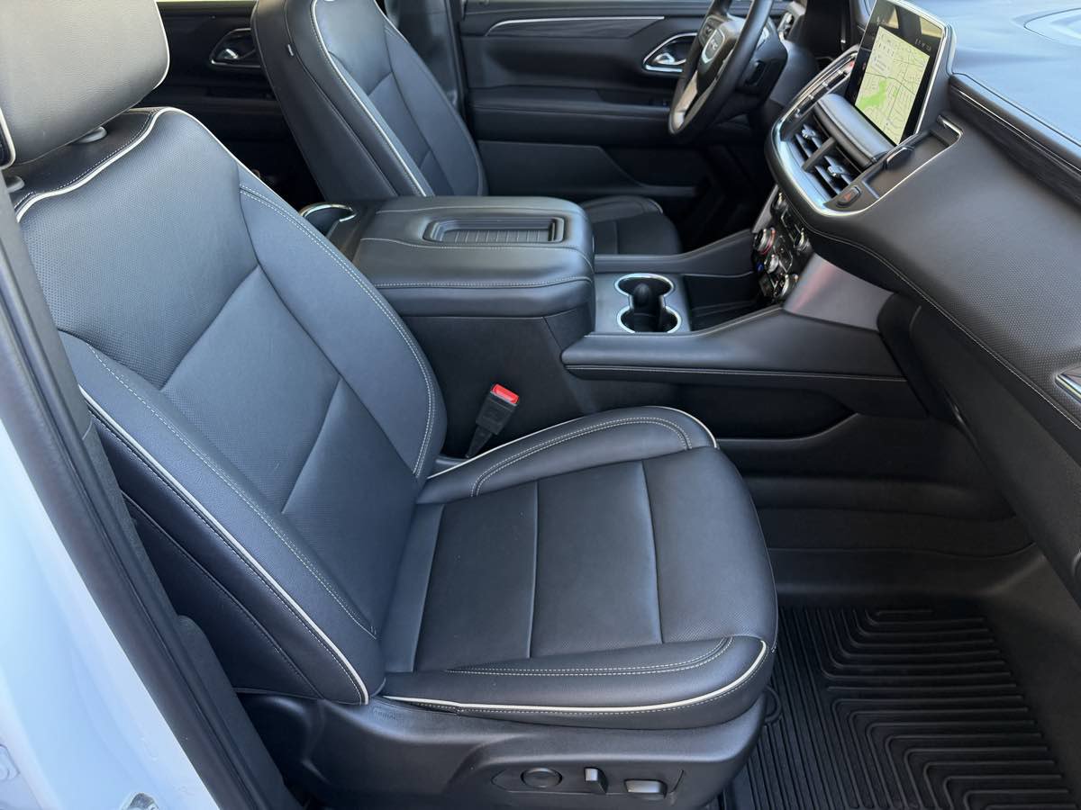 Used 2023 GMC Yukon SLT w/ SLT Premium Package RWD image 21