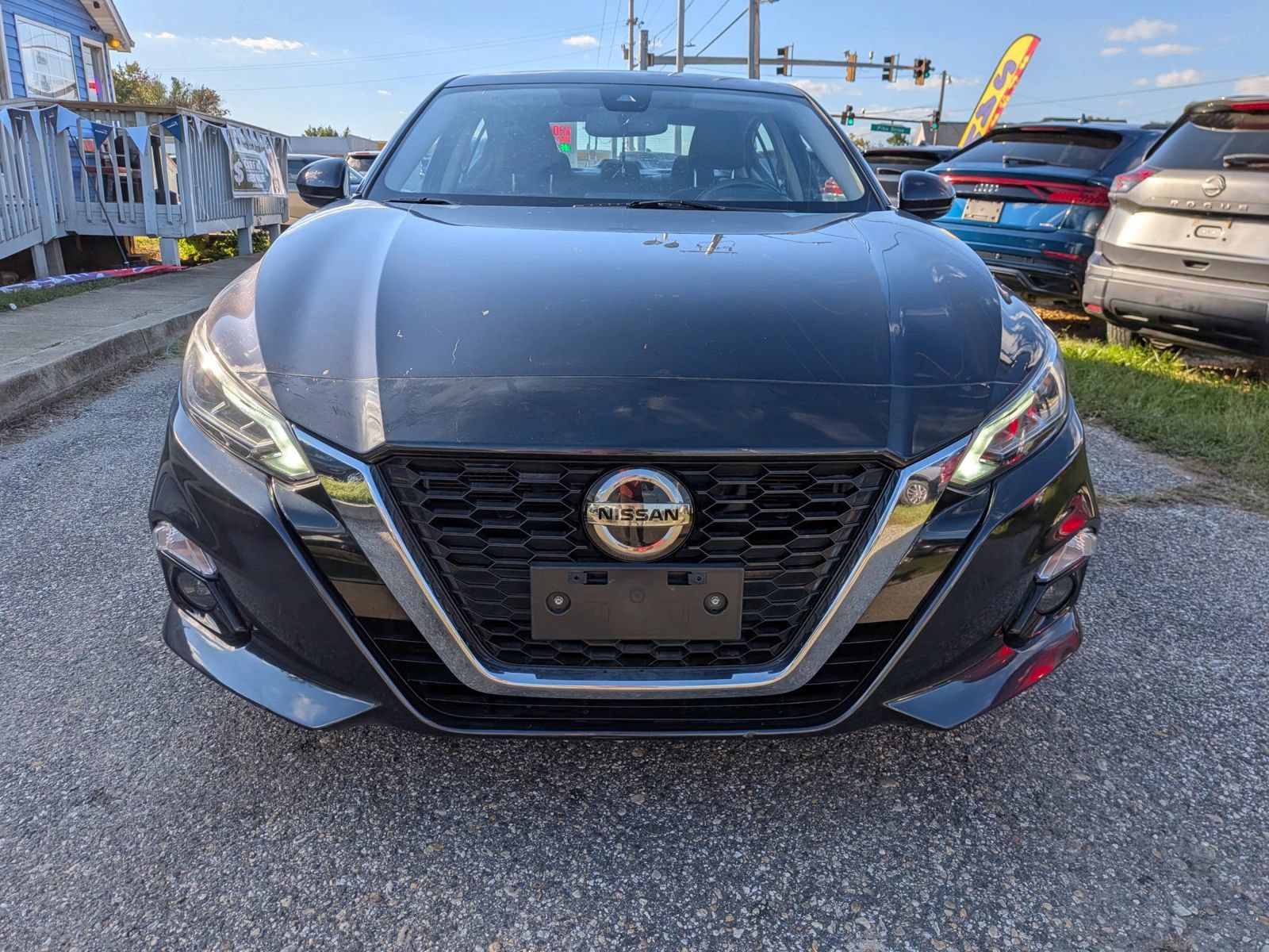 Used 2019 Nissan Altima 2.5 SV AWD/4WD image 8