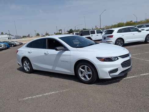Used 2017 Chevrolet Malibu LS image 6