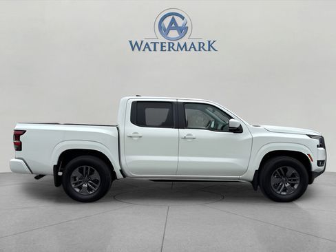 Certified 2025 Nissan Frontier SV w/ SV Convenience Package RWD image 6