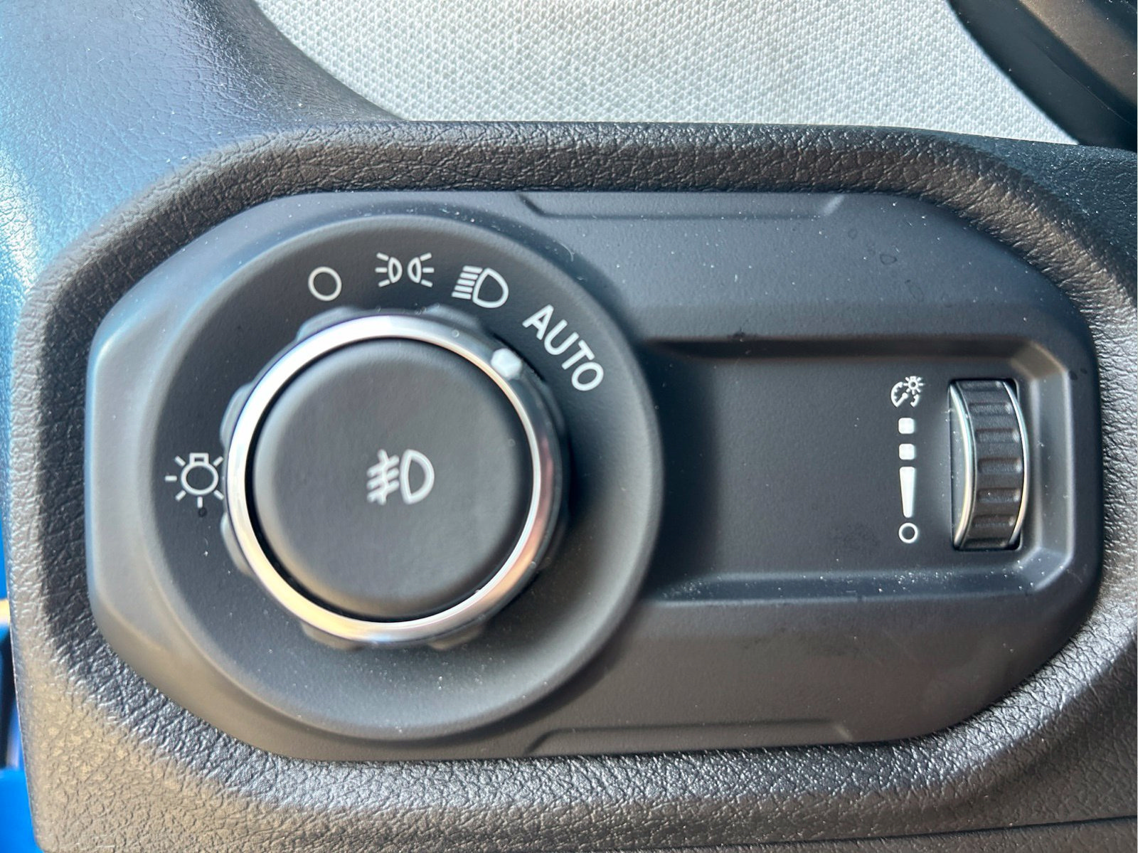 Certified 2024 Jeep Wrangler Sport AWD/4WD image 24