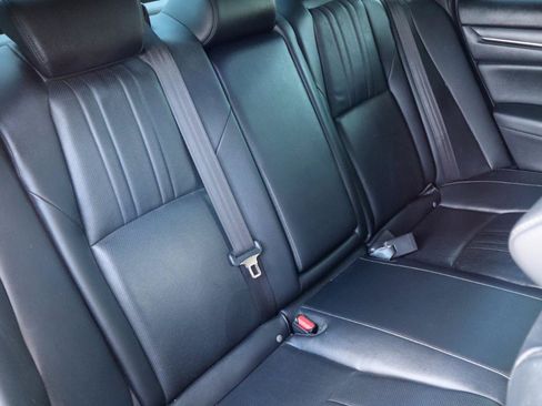 Used 2021 Honda Accord Sport image 14