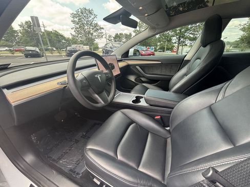 Used 2022 Tesla Model 3 Long Range AWD/4WD image 27