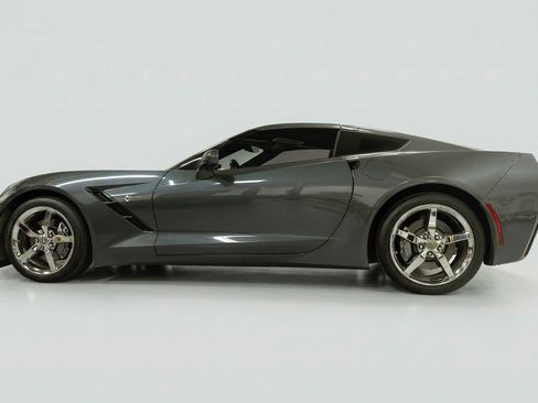 Used 2014 Chevrolet Corvette Base w/ 2LT Preferred Equipment Group image 10