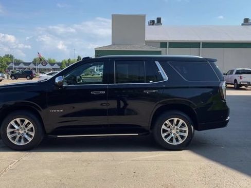 Used 2025 Chevrolet Tahoe Premier AWD/4WD image 5