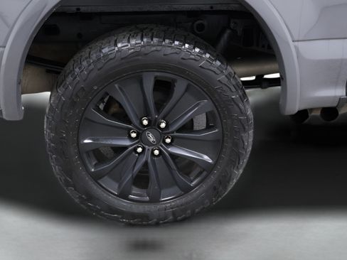Used 2020 Ford F150 Lariat w/ Equipment Group 502A Luxury AWD/4WD image 36