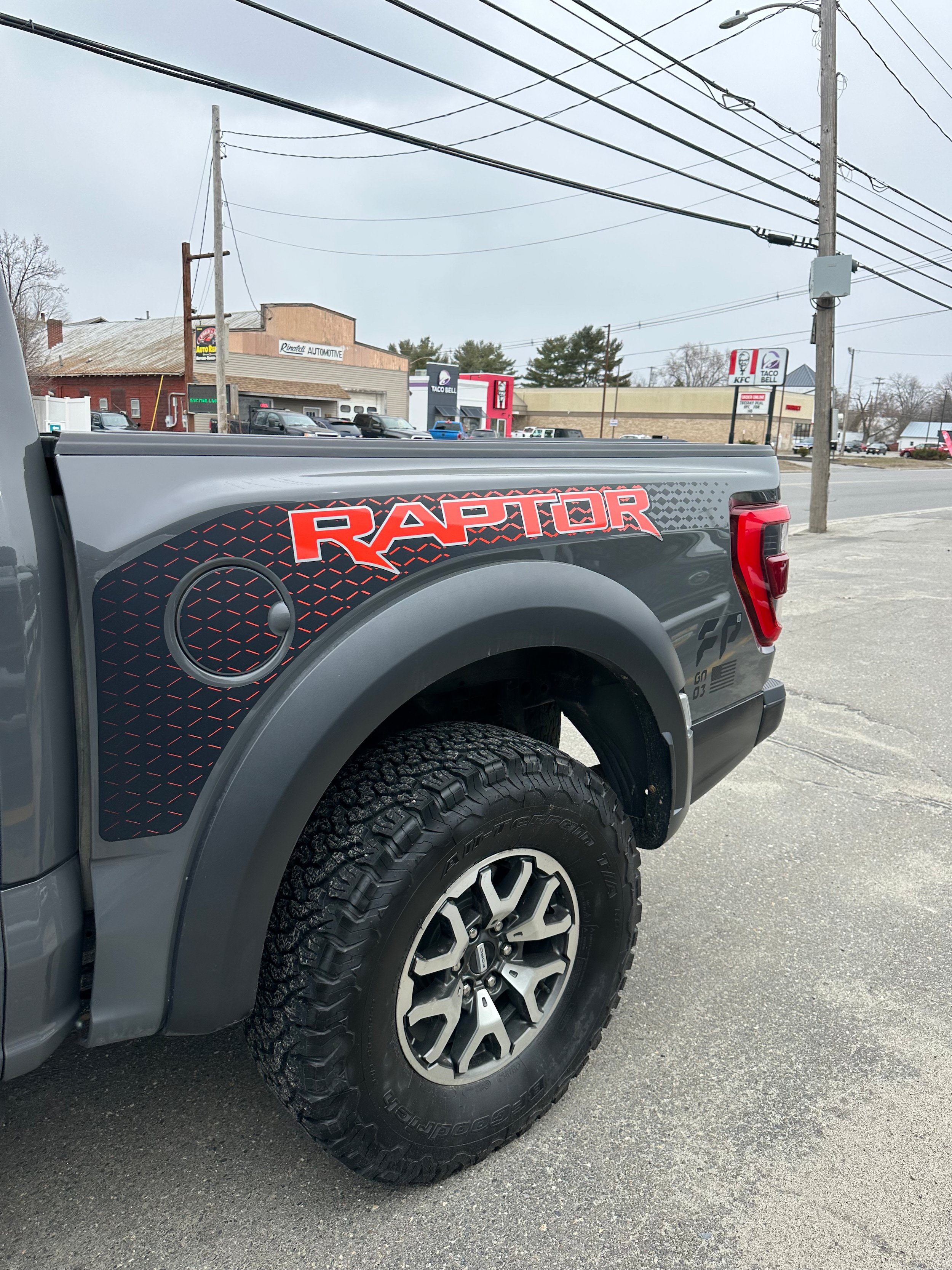 Used 2021 Ford F150 Raptor w/ Equipment Group 801A High AWD/4WD image 2
