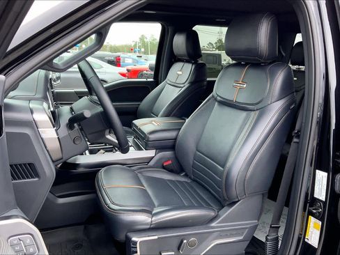 Certified 2022 Ford F150 Platinum w/ Equipment Group 701A High image 8