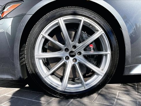 Used 2023 Audi RS 6 AWD/4WD image 9