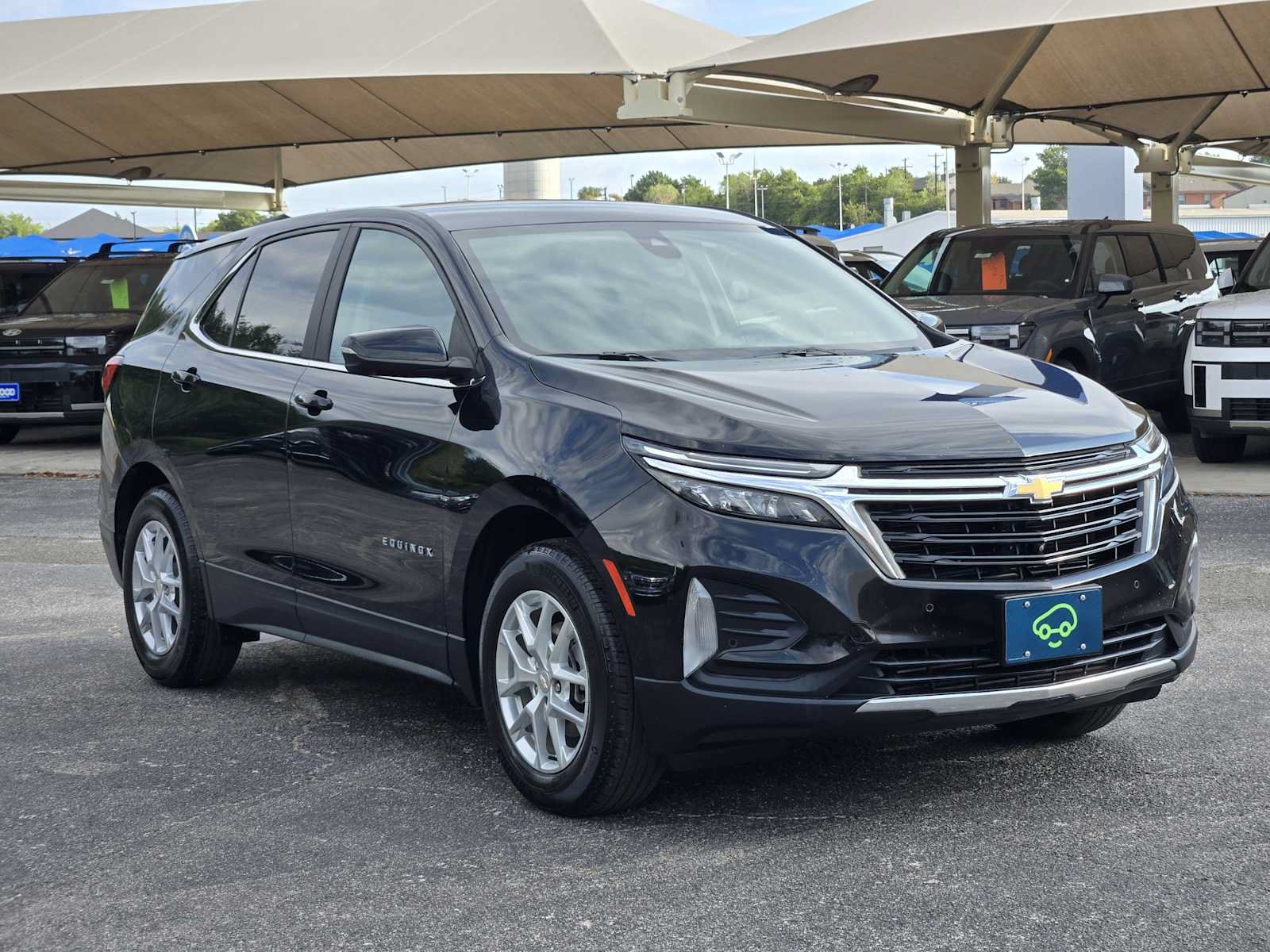 Certified 2023 Chevrolet Equinox LT FWD image 2
