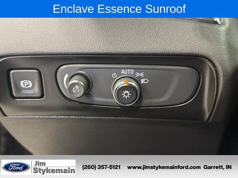 Used 2021 Buick Enclave Essence w/ Sound and Sites Package FWD image 16