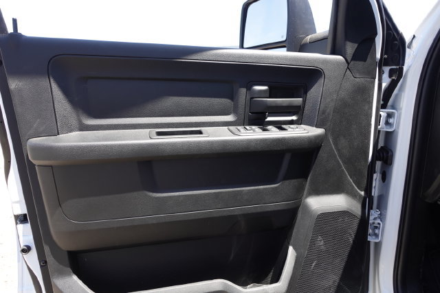 New 2025 RAM 5500 Tradesman w/ Chrome Appearance Group AWD/4WD image 14