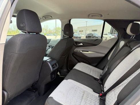 Used 2024 Chevrolet Equinox LT image 11