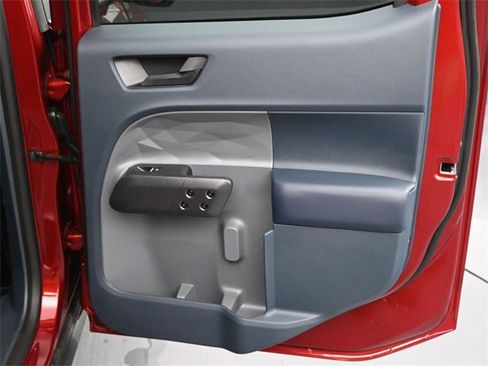 New 2025 Ford Maverick XLT w/ Black Appearance Package image 13