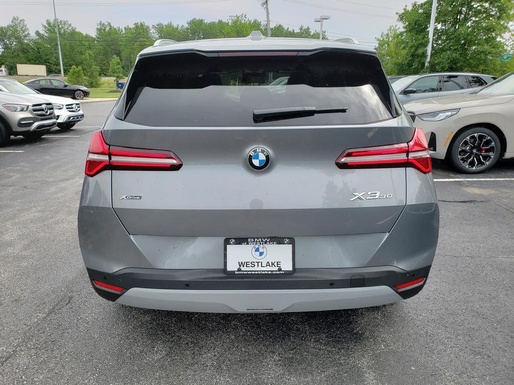 Used 2025 BMW X3 xDrive30i w/ Convenience Package AWD/4WD image 5