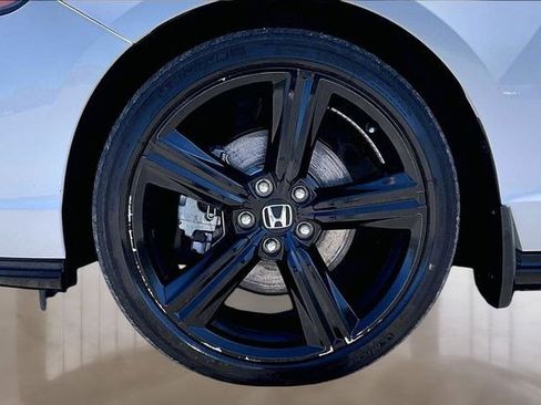 Certified 2023 Honda Accord Sport image 25