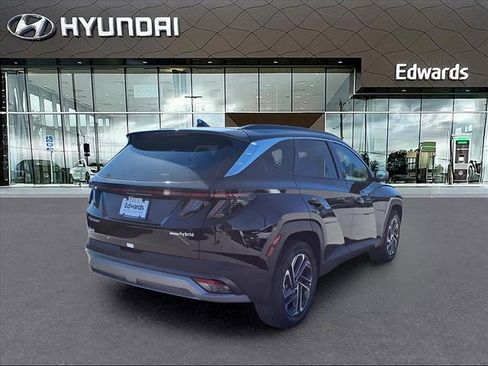 New 2025 Hyundai Tucson Limited image 7