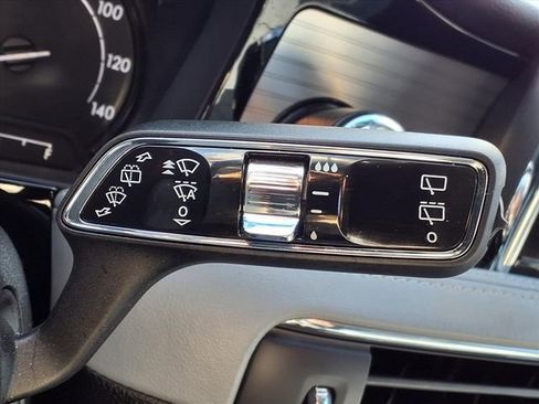 Certified 2022 Lincoln Corsair FWD w/ Equipment Group 101A image 16